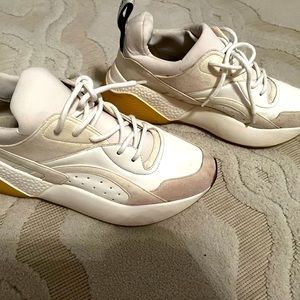 Stella McCartney sneakers size 40